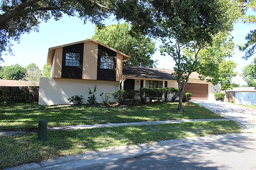 15808 Spring Crest Cir Photo 1