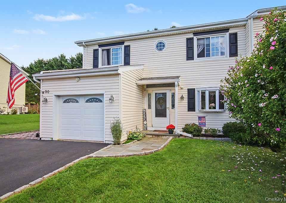 1st image of 20 Fieldstone Boulevard