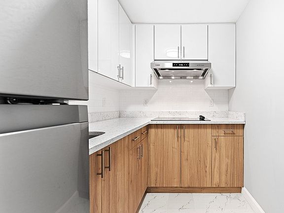 5th image of 35-20 146th St #3H