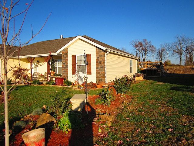 2nd image of 1127 Elm Ct