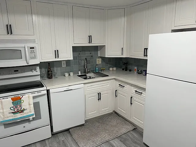 415 S Willard Ave #11 — Photo 1