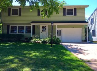 2404 23rd St NW, Rochester, MN 55901