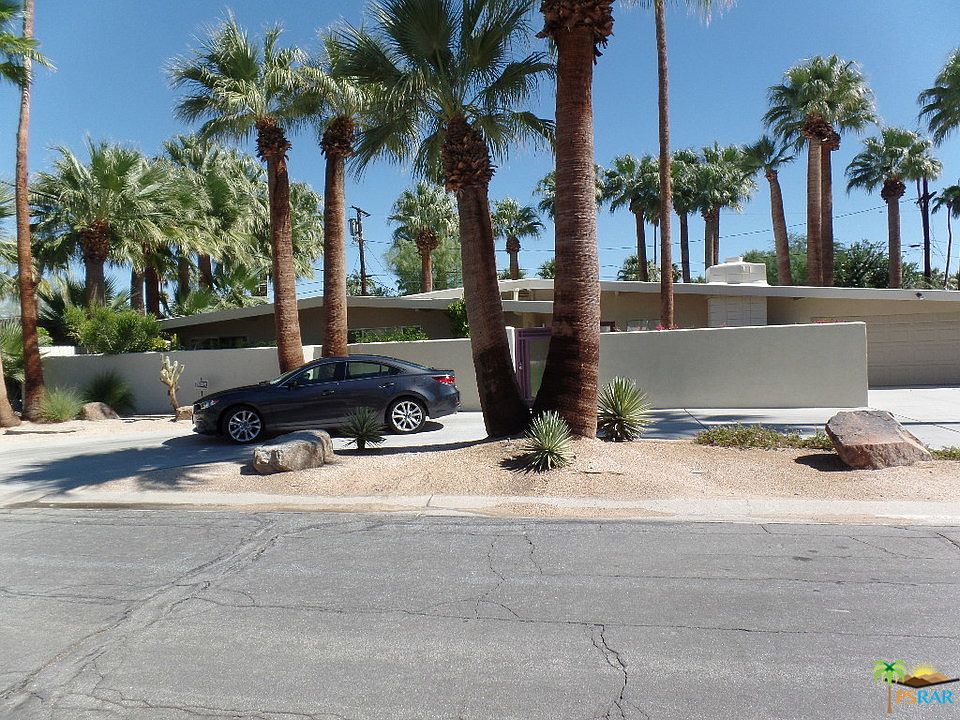 1st image of 220 N Burton Way
