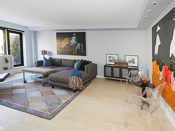 5th image of 176 E 77th St APT 15H