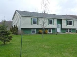 560 Edson Rd, Endicott, NY 13760