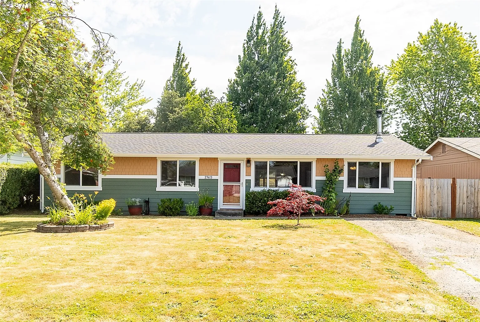 27413 76th Drive NW photo 1