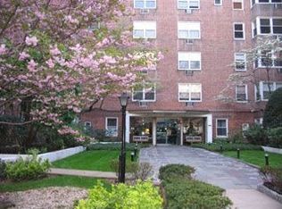 120 E Hartsdale Ave APT 4D, Hartsdale, NY 10530