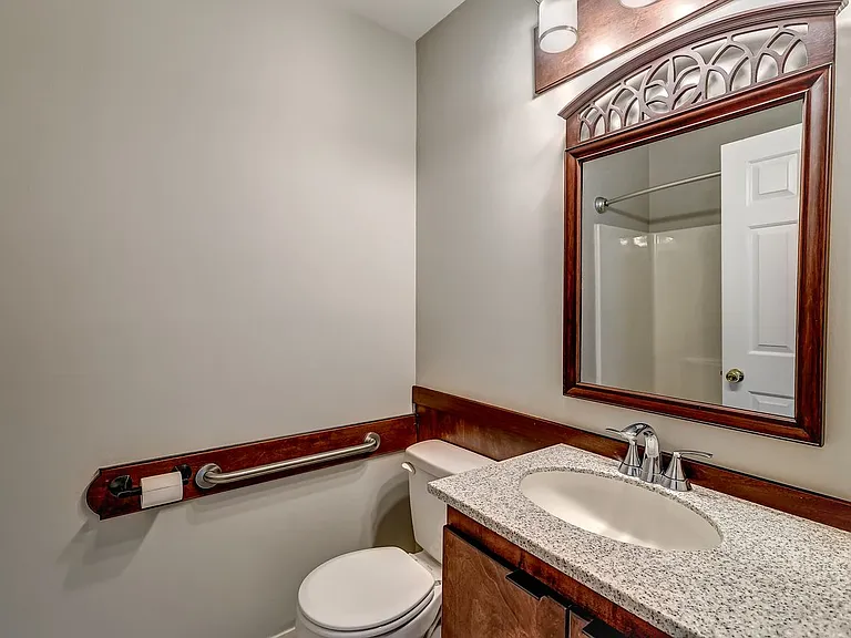 2710 Spinnaker Ct — Photo 6