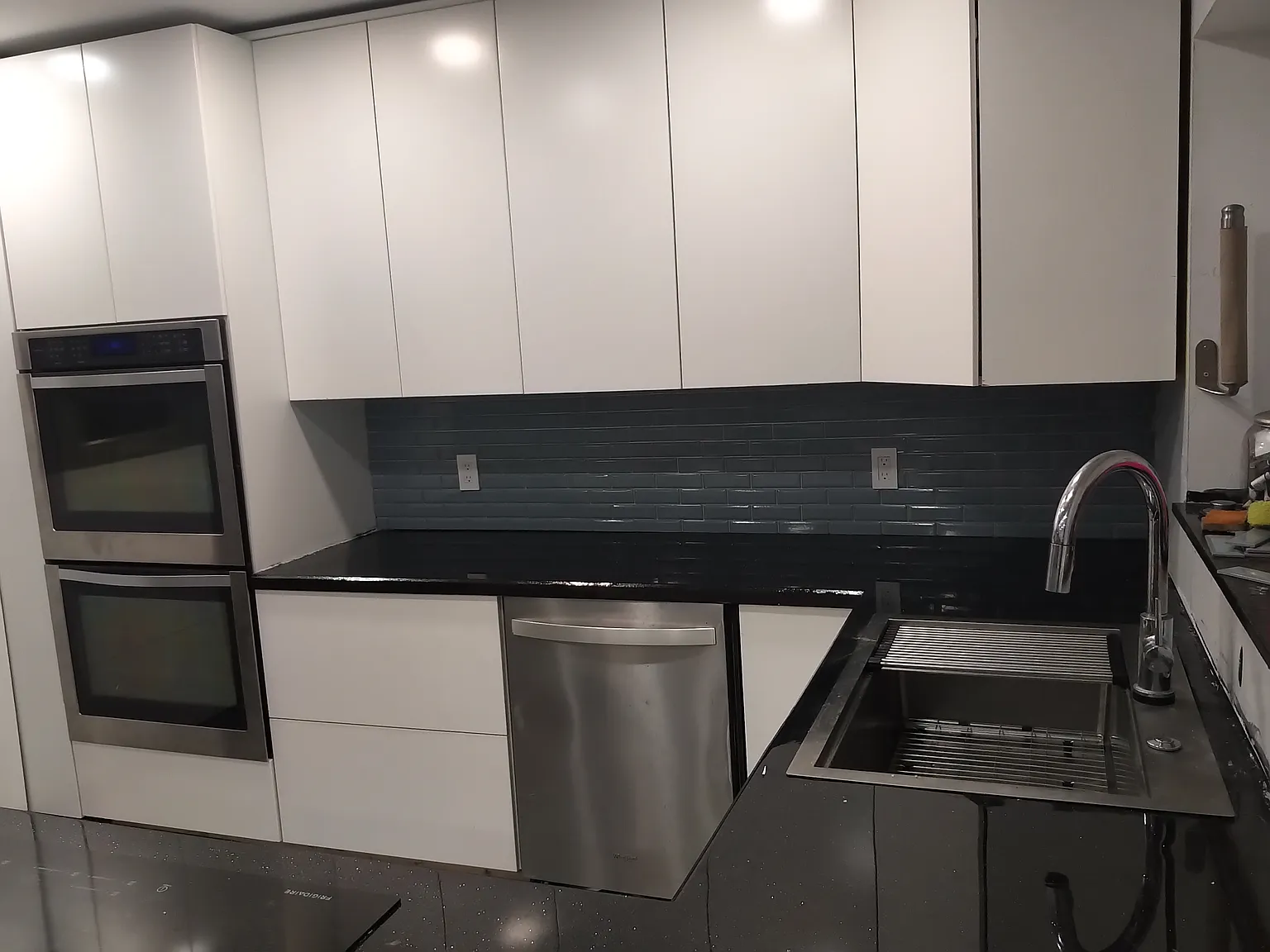 3 bed, 1158 sqft, $2,500 — Photo 3