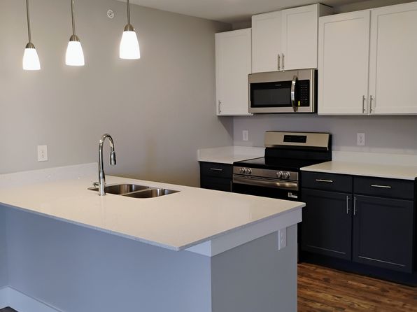 1839 Pikeview Ct #101