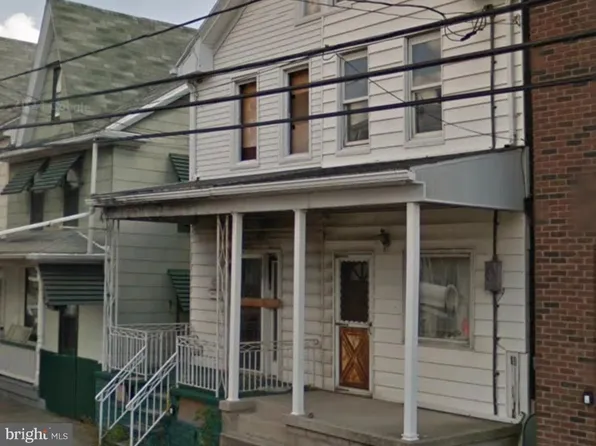 240 W Girard St, Mount Carmel, PA 17851