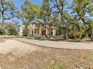 105 Fawn Dr, Shavano Park, TX 78231