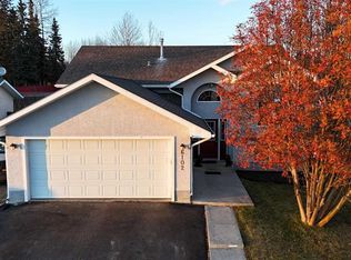 6102 S 11th Ave, Edson, AB T7E1Y1