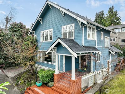 5223 21st Avenue NE, Seattle, WA, 98105