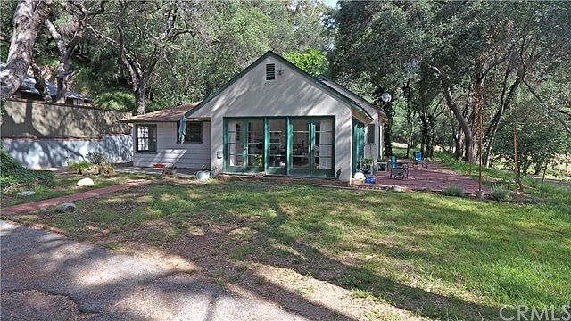 1st image of 539 Cloverleaf Dr