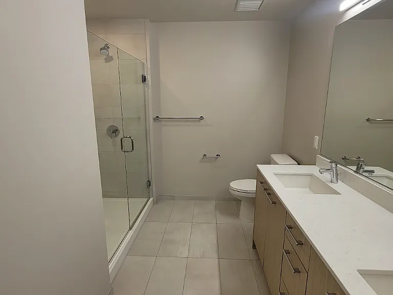 901 W Adams St #827 — Photo 15