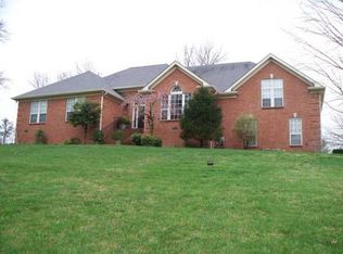 1012 Cherry Springs Dr, Cottontown, TN 37048