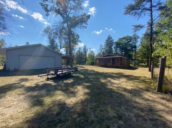 1552 E McCredie Rd, Roscommon, MI 48653