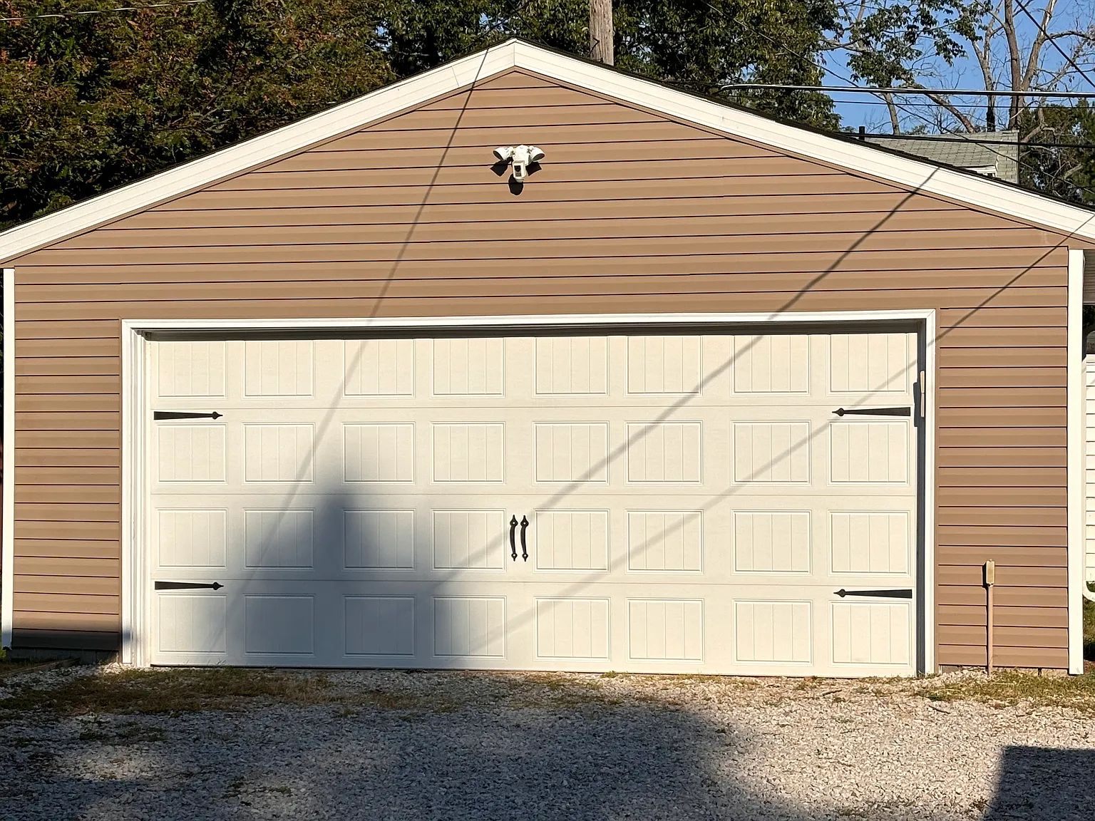 6247 Iroquois Trl — Photo 3
