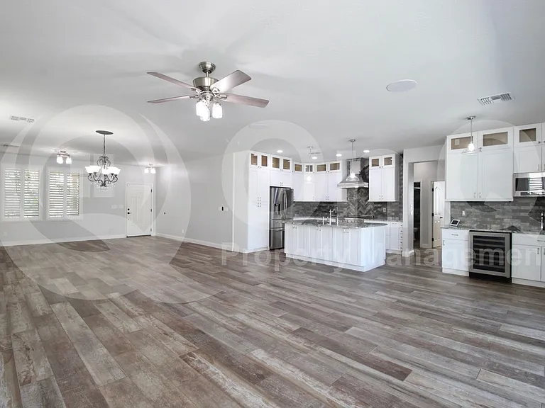 3308 E Patrick St — Photo 10
