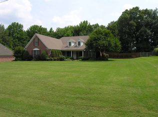 100 Waterford Cv, Eads, TN 38028