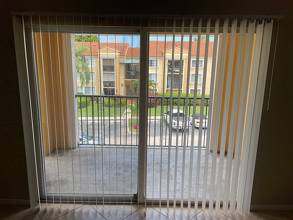 2nd image of 127 Yacht Club Way APT 307
