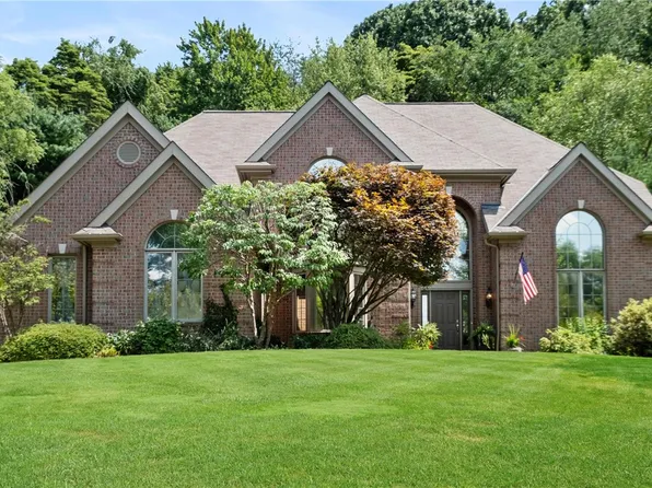 4324 Glades Dr, Allison Park, PA 15101