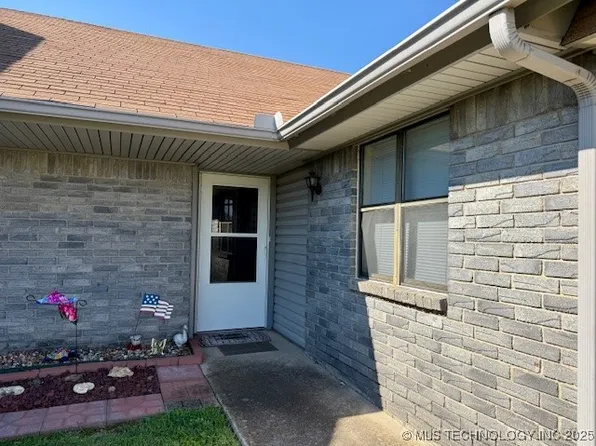 1702 Knox Rd, Ardmore, OK 73401