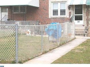 261 Woodbridge Rd, Clifton Heights, PA 19018