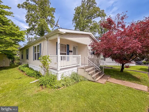 2304 Brownsville Rd Trlr F12, Trevose, PA 19053