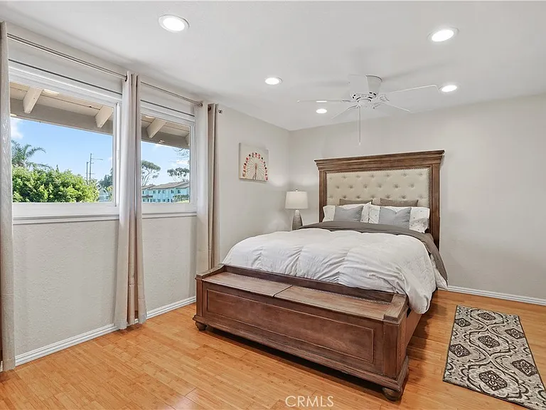 20981 Coastview Ln — Photo 33