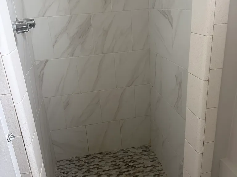 2501 Lakewood Rd — Photo 5