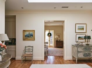 486 Fenton Pl, Charlotte, NC 28207