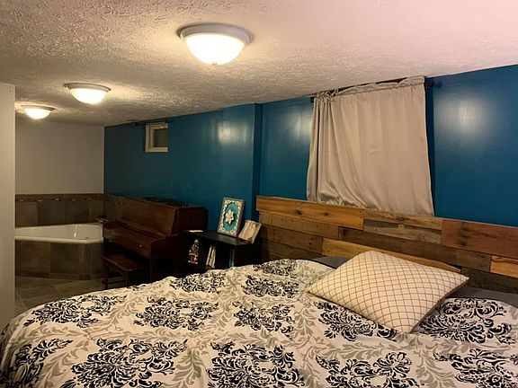 2nd image of 1004 Dogwood Cir