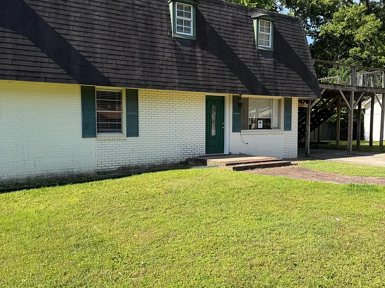 501 S Fairway Ave — Photo 2