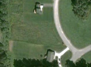 5633 Ravine Dr, Middleville, MI 49333