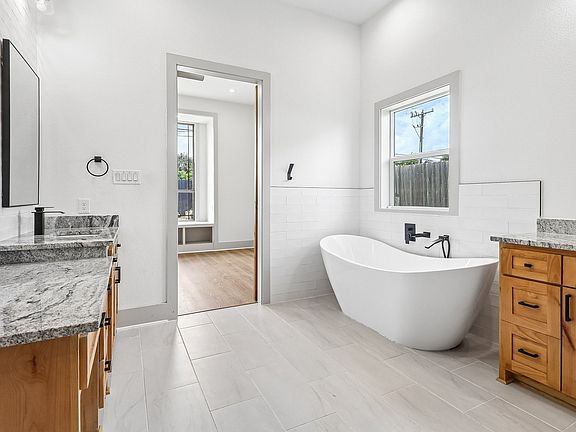 5th image of 3131 Sanger Creek Way
