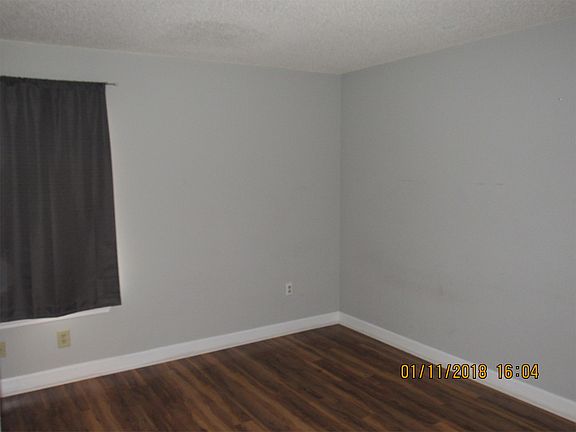 2nd image of 308 Westlake Ct