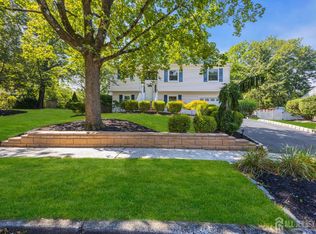 24 Hillside Ave, Monmouth Junction, NJ 08852