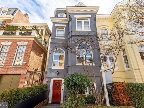 2nd image of 3252 N St NW