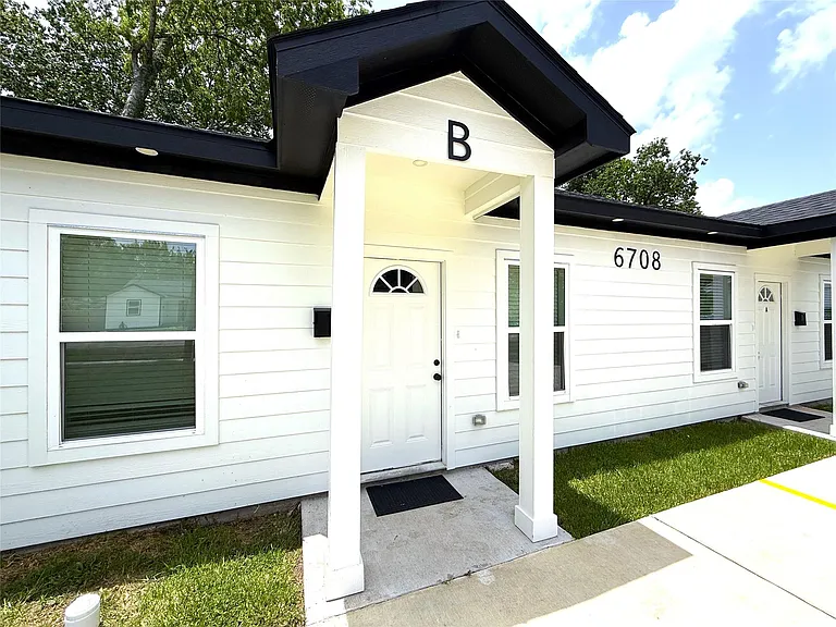 6708 Conley St #B — Photo 3
