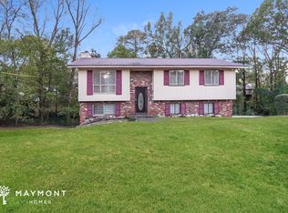 311 13th Pl, Pleasant Grove, AL 35127