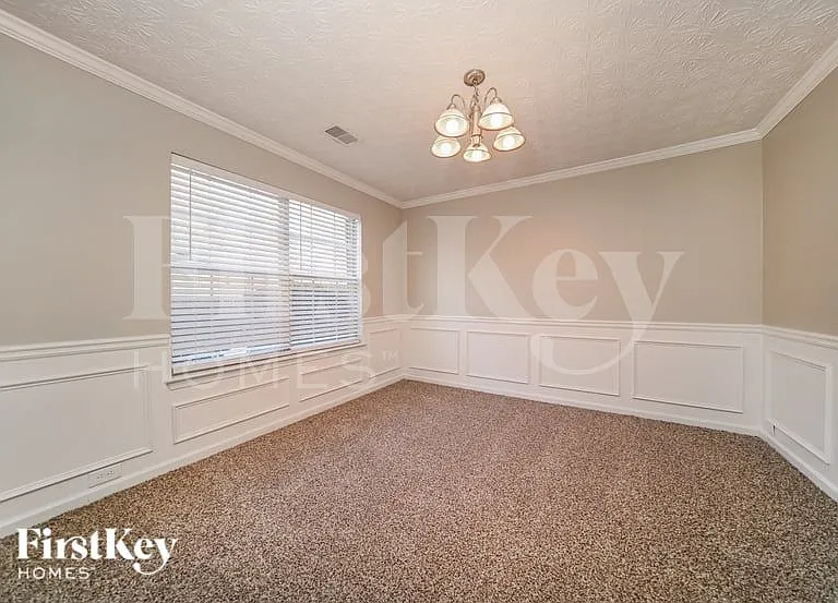6496 Snowden Dr — Photo 7