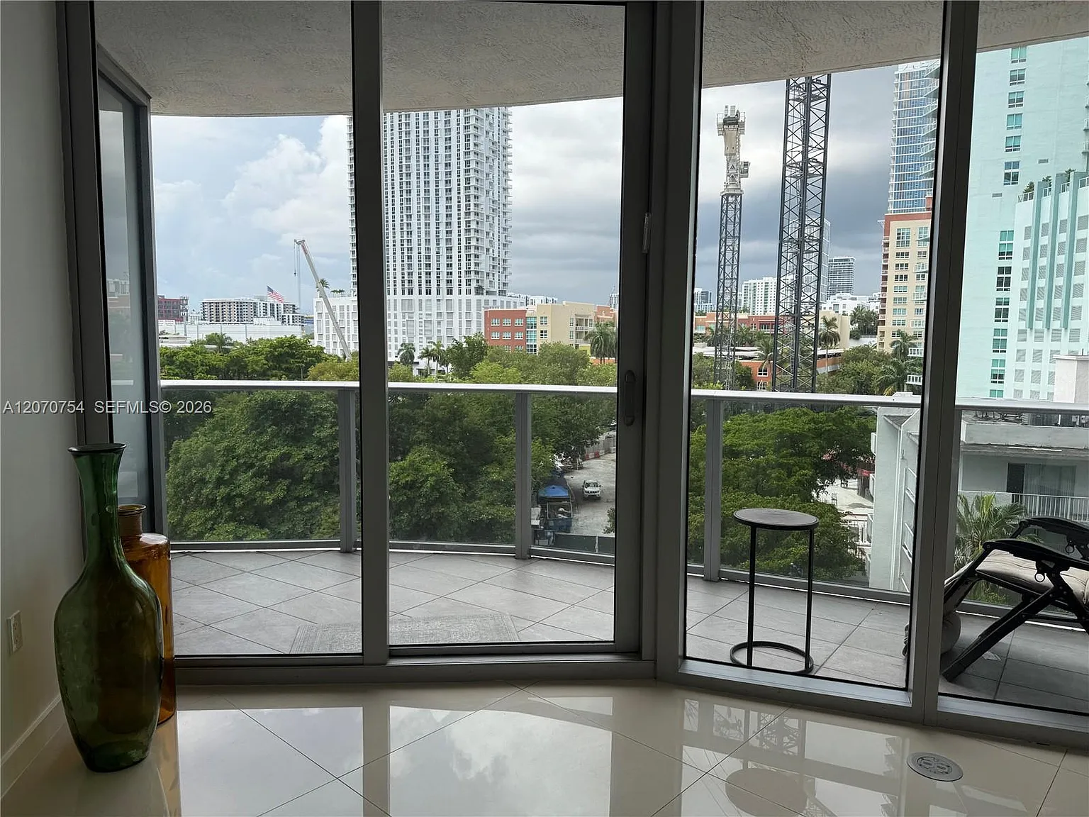 Aria On The Bay Condo — Photo 3
