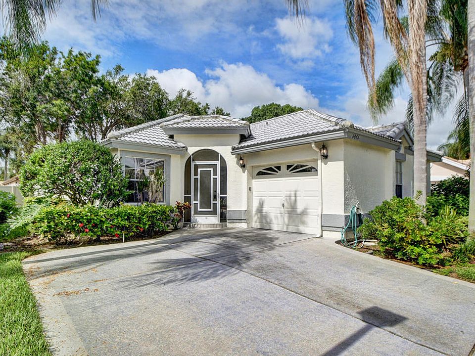 1st image of 6086 Bay Isles Dr