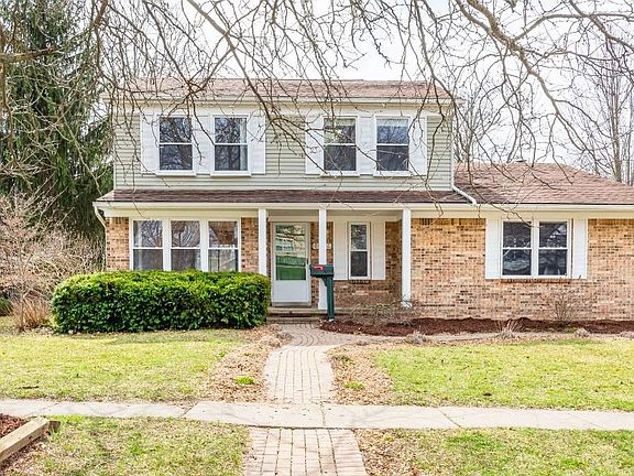 2nd image of 8034 Lake Crest Dr