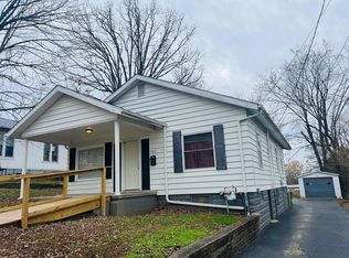 509 N 3rd St, Central City, KY 42330