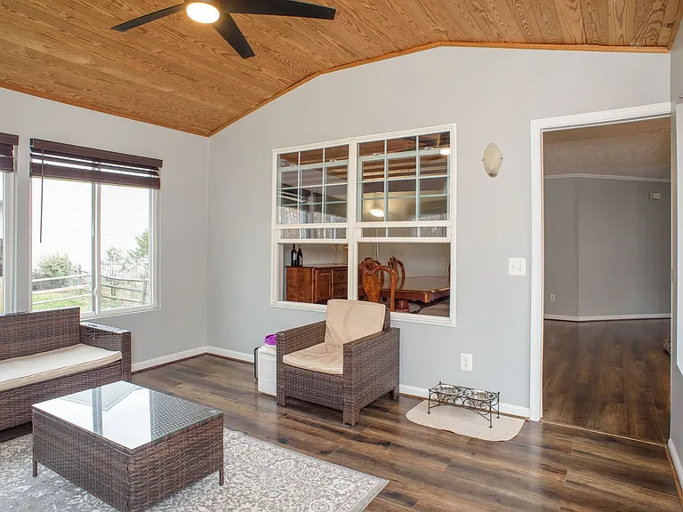 8008 High Oak Rd — Photo 40