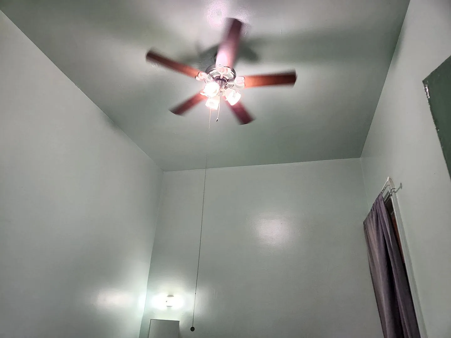 Studio for Rent - Gaslamp Quarter — Photo 4
