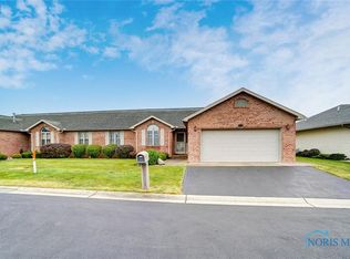 2127 Greystone Ct, Findlay, OH 45840